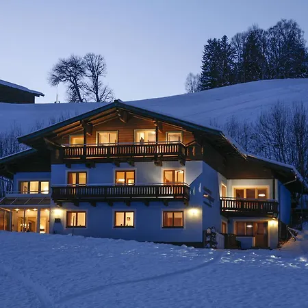 Apartment Bernkogel - In Out Saalbach-Hinterglemm